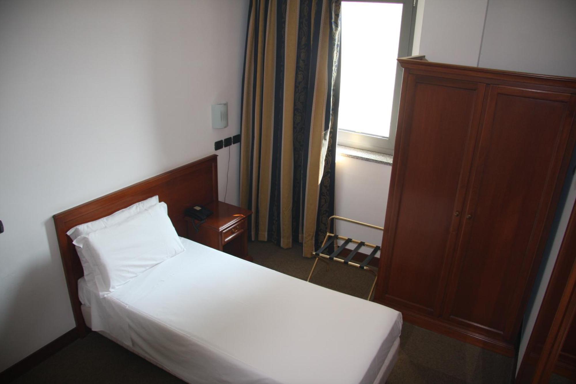 Hotel Medea (Adults Only) Alba  Dış mekan fotoğraf