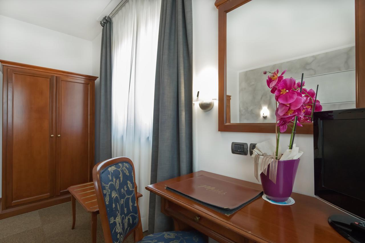 Hotel Medea (Adults Only) Alba  Dış mekan fotoğraf